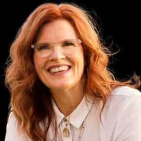 Dr. Rennae de Freitas