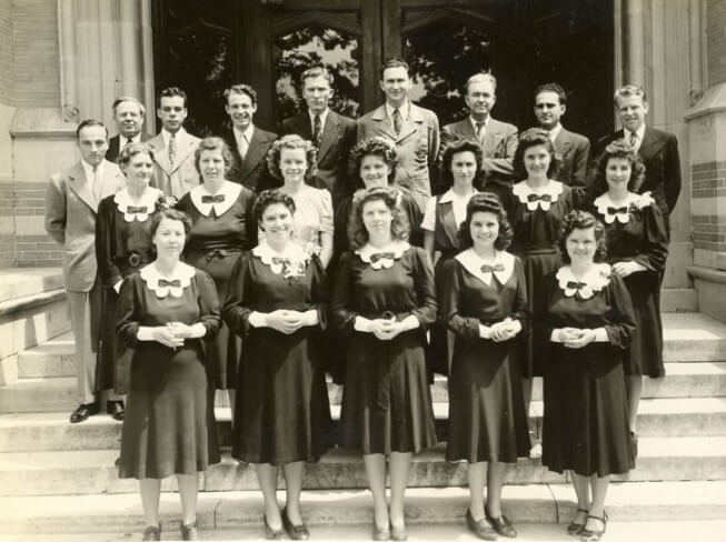Juanita and girls at Nelson