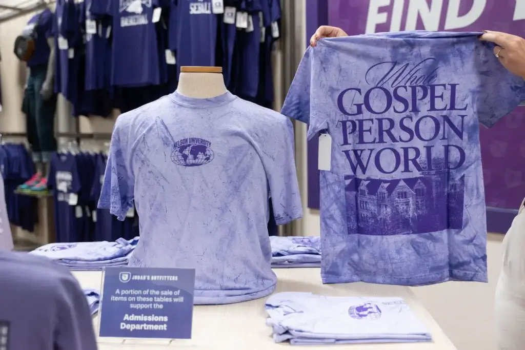 JUDAH’S GUIDE: 5 Things You Need from Judah’s Outfitters for the Fall Semester 2 JudahsGuide 2